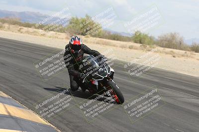 media/May-05-2025-Moto Forza (Mon) [[3c1838c5e5]]/2-B Group/Session 2 (Turn 7 Inside)/